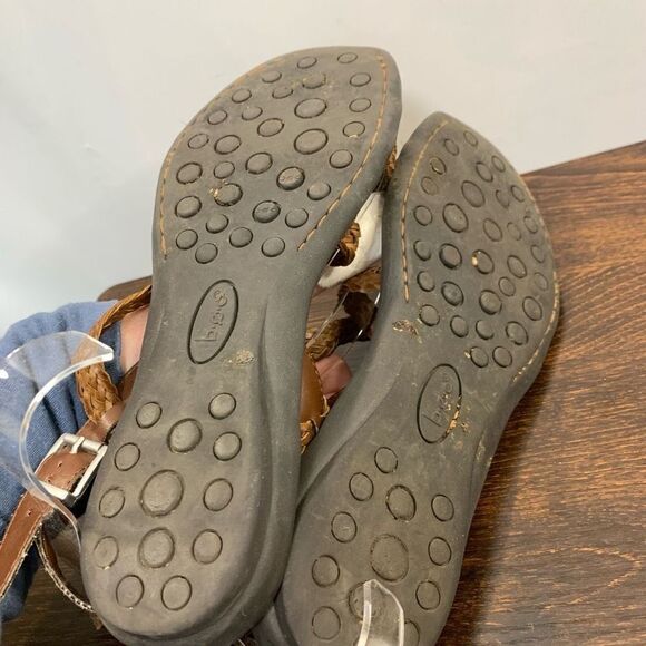 b.o.c Brown Woven Sandal Size 9 - Picture 7 of 7
